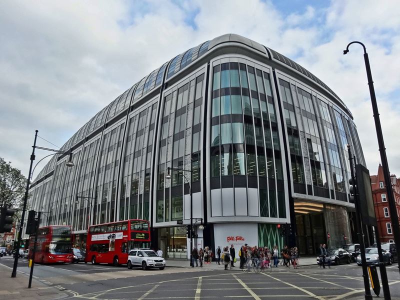 Oxford Street - Top Department Stores Shops